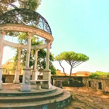 The Timeless Studio Janiculum Hill